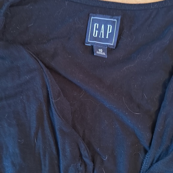 Size 10, black, GAP, short sleeve one piece button up - Picture 2 of 2